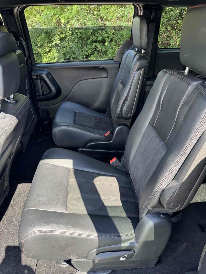 2019 Dodge Grand Caravan SXT Photo