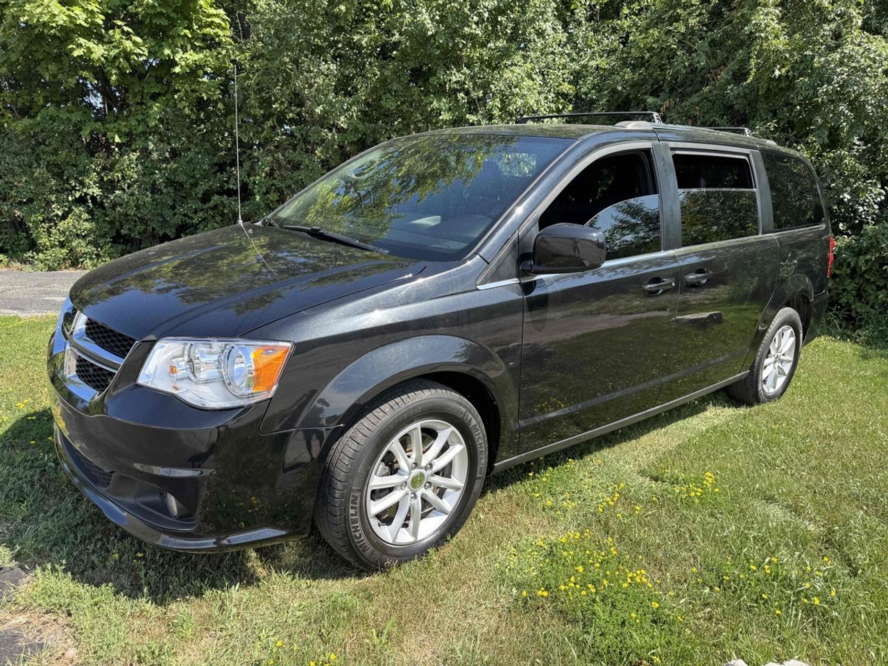2019 Dodge Grand Caravan SXT Photo