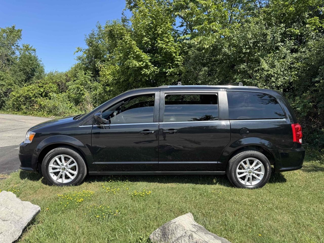 2019 Dodge Grand Caravan SXT Photo
