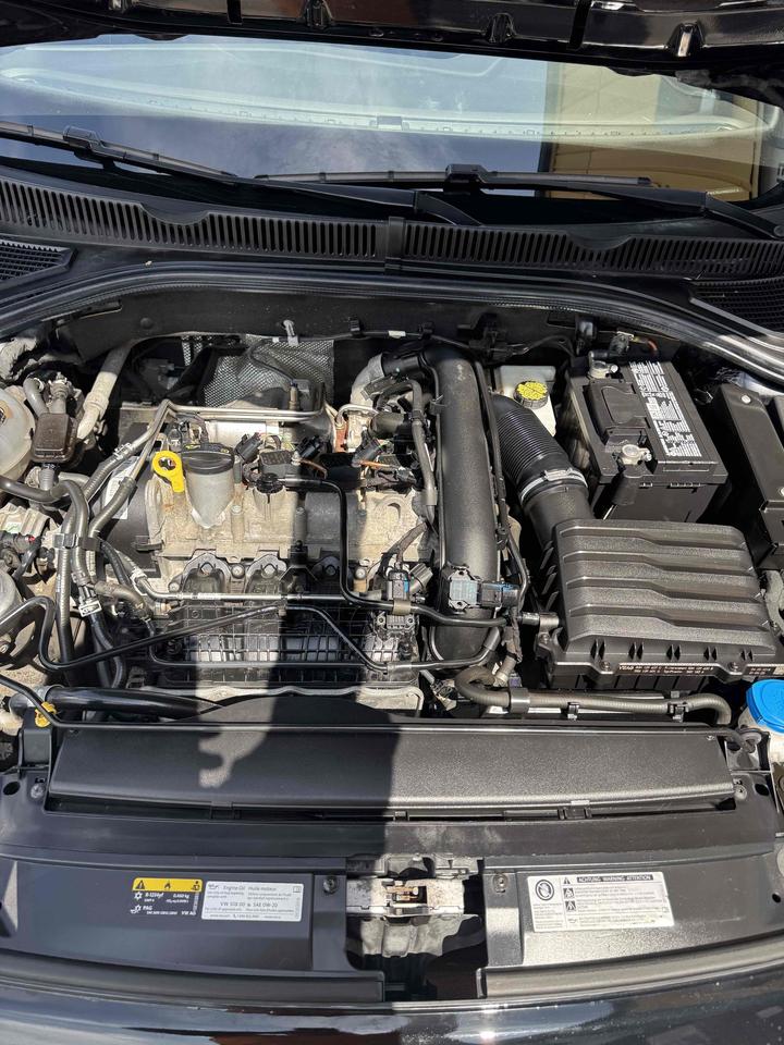 2021 Volkswagen Jetta HIGHLINE Photo