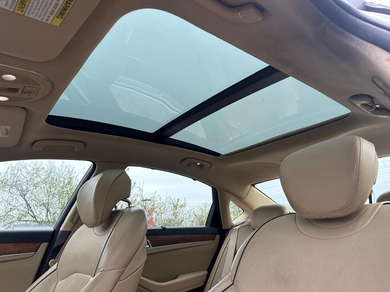 2015 Hyundai Genesis  Photo