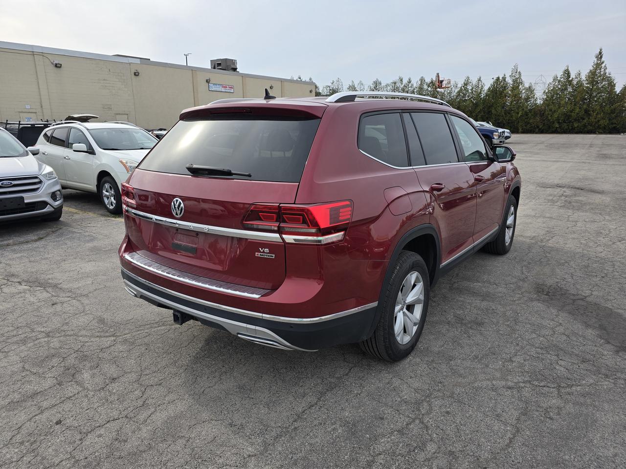 2018 Volkswagen Atlas Highline 4Motion Photo4