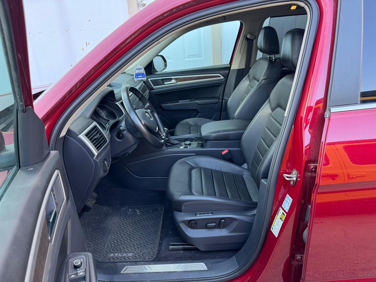 2018 Volkswagen Atlas Highline 4Motion Photo