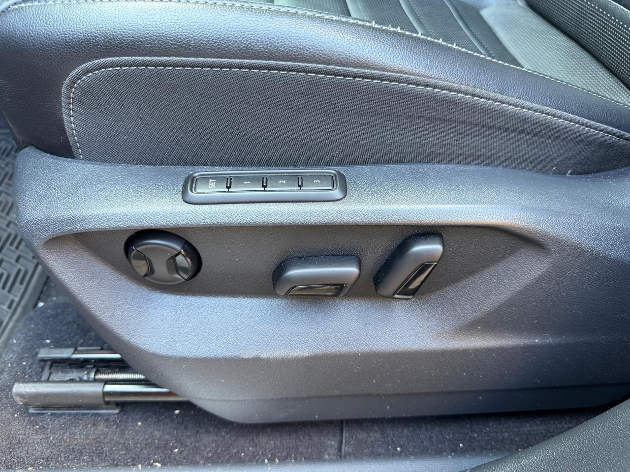 2018 Volkswagen Atlas Highline 4Motion Photo