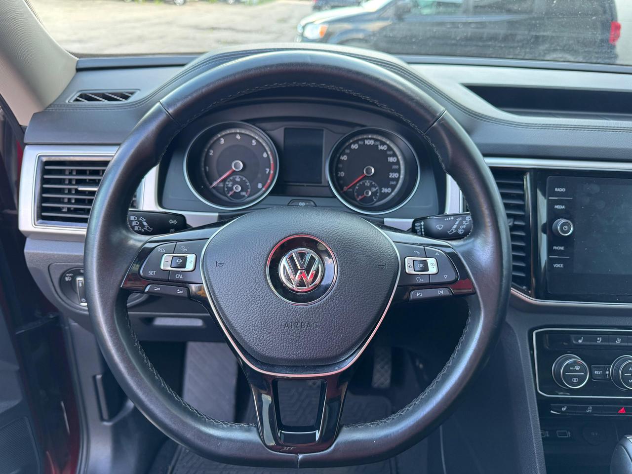 2018 Volkswagen Atlas Highline 4Motion Photo