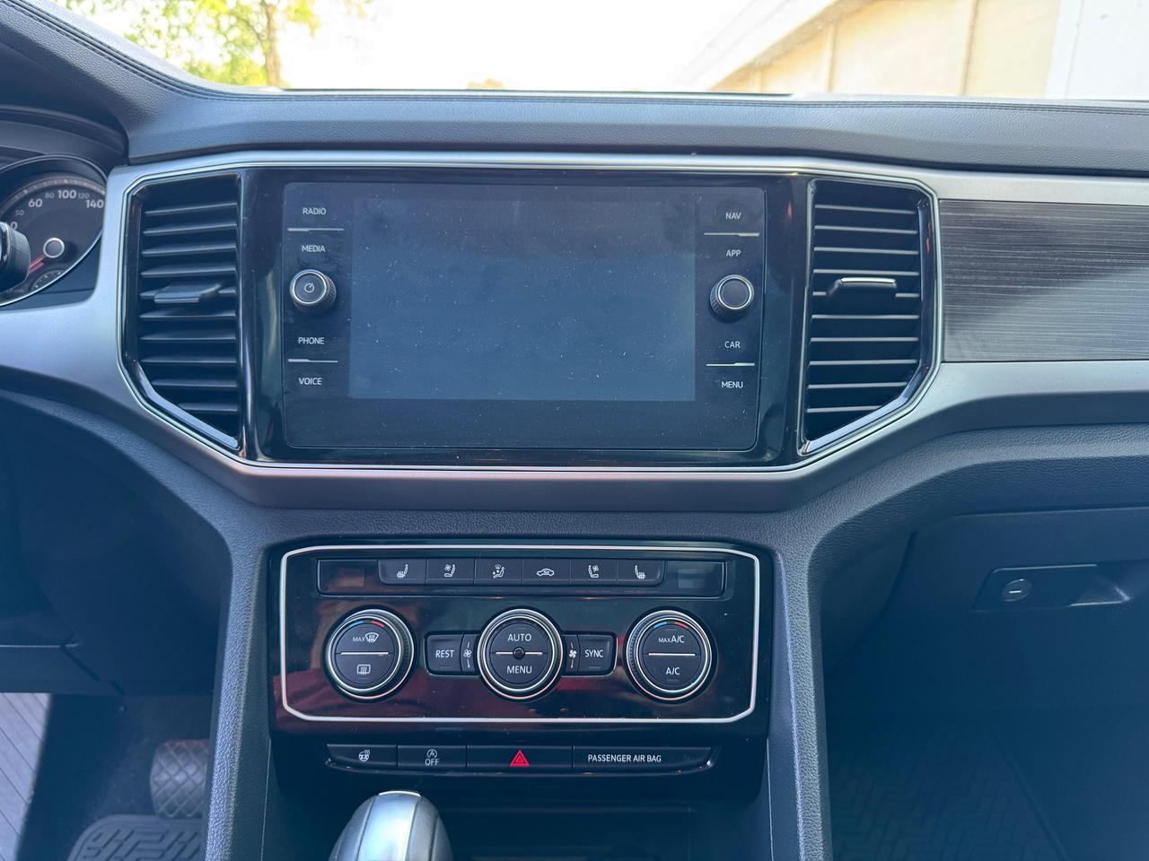 2018 Volkswagen Atlas Highline 4Motion Photo