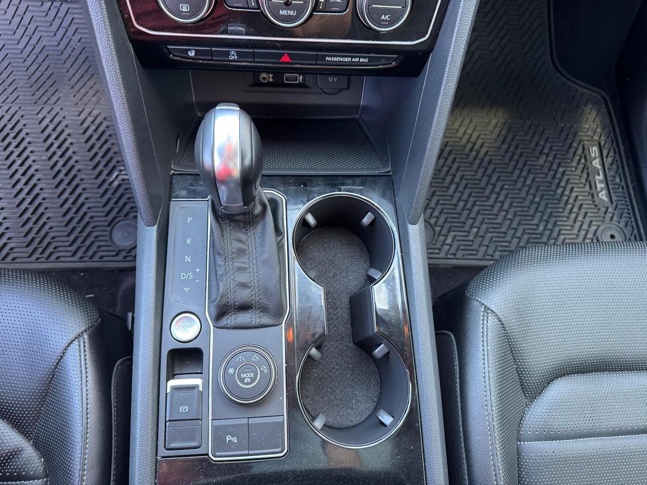 2018 Volkswagen Atlas Highline 4Motion Photo