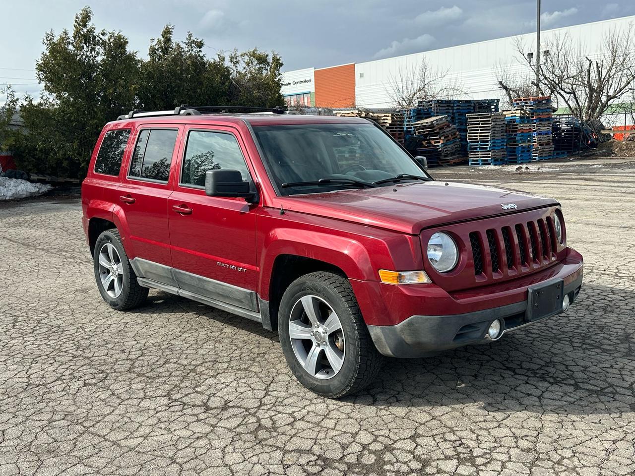 2016 Jeep Patriot Sport CVT Photo