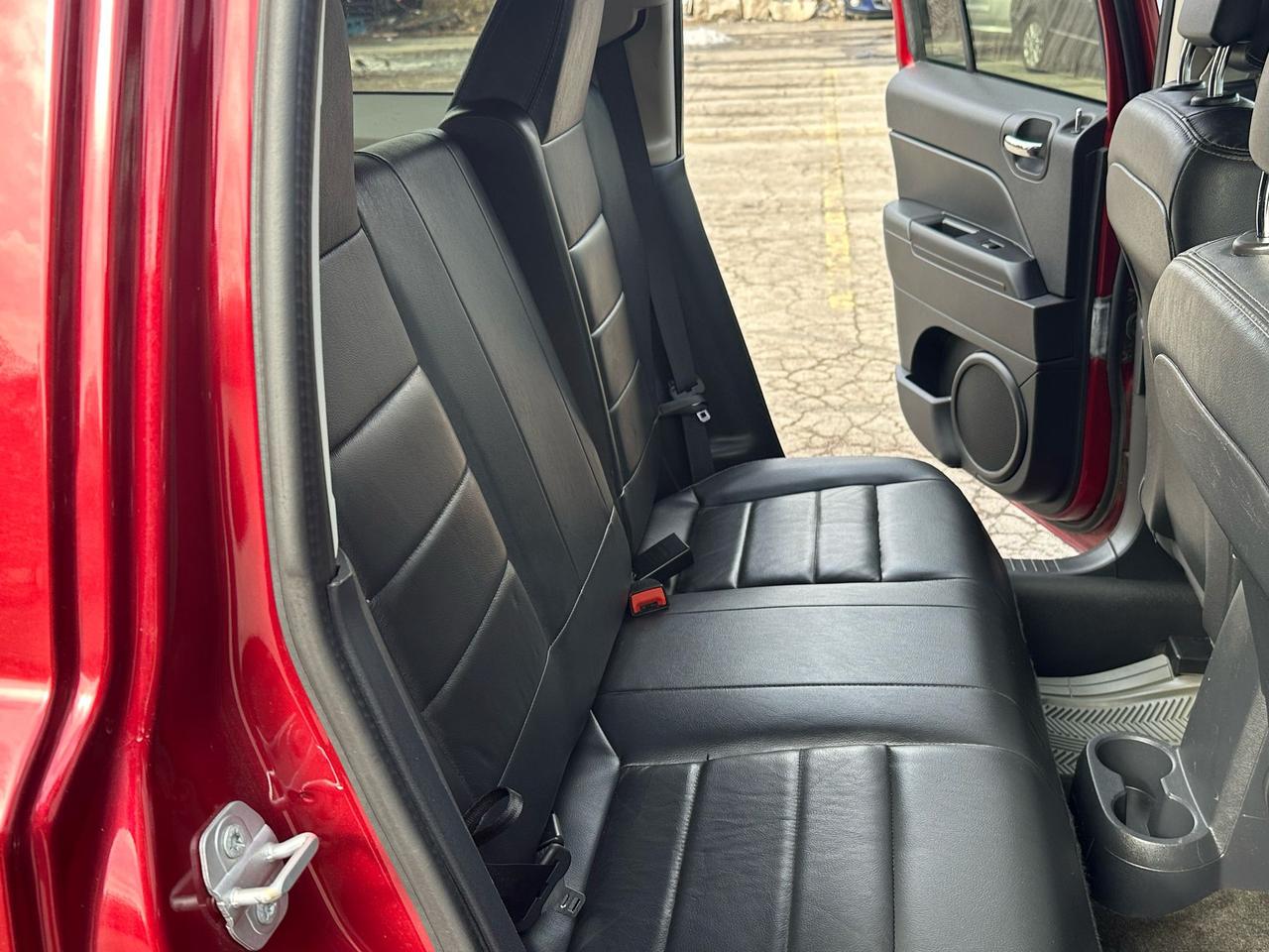 2016 Jeep Patriot Sport CVT Photo