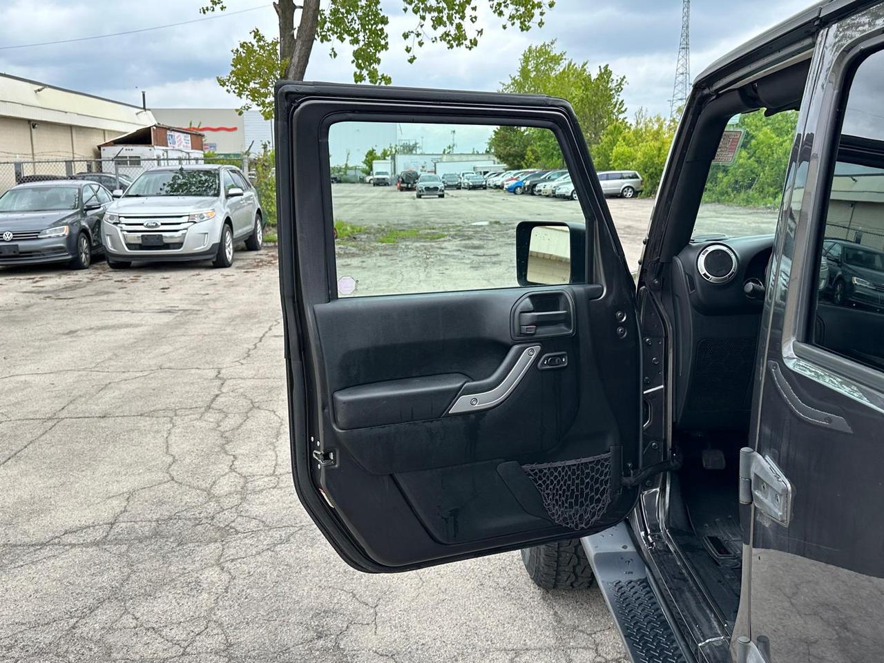 2018 Jeep Wrangler JK Unlimited Sahara Photo