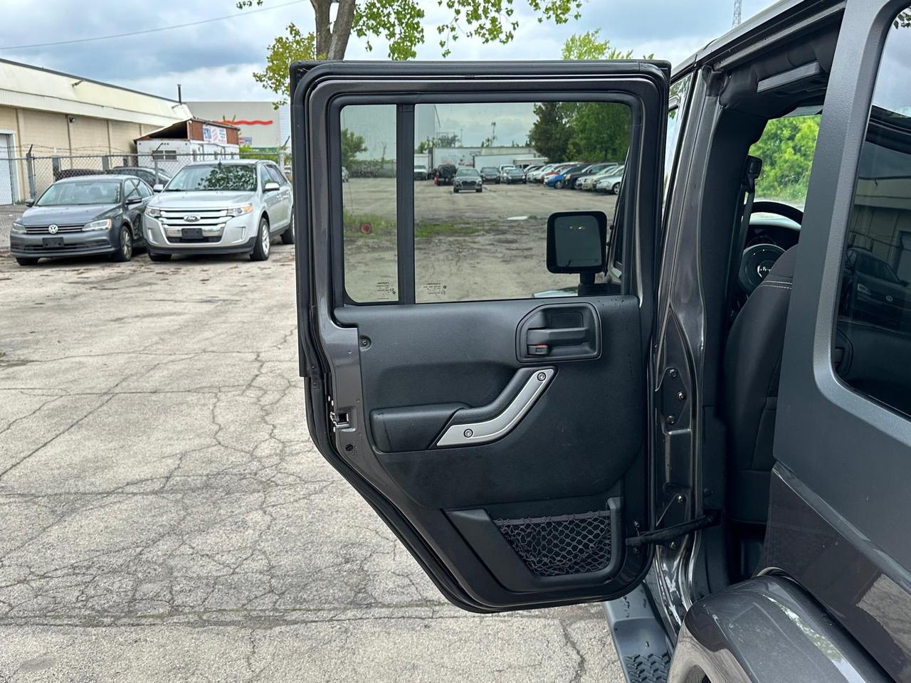 2018 Jeep Wrangler JK Unlimited Sahara Photo