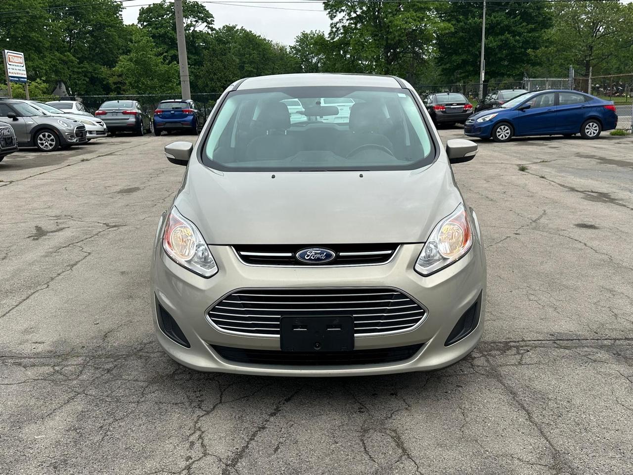 2015 Ford C-MAX SE Photo