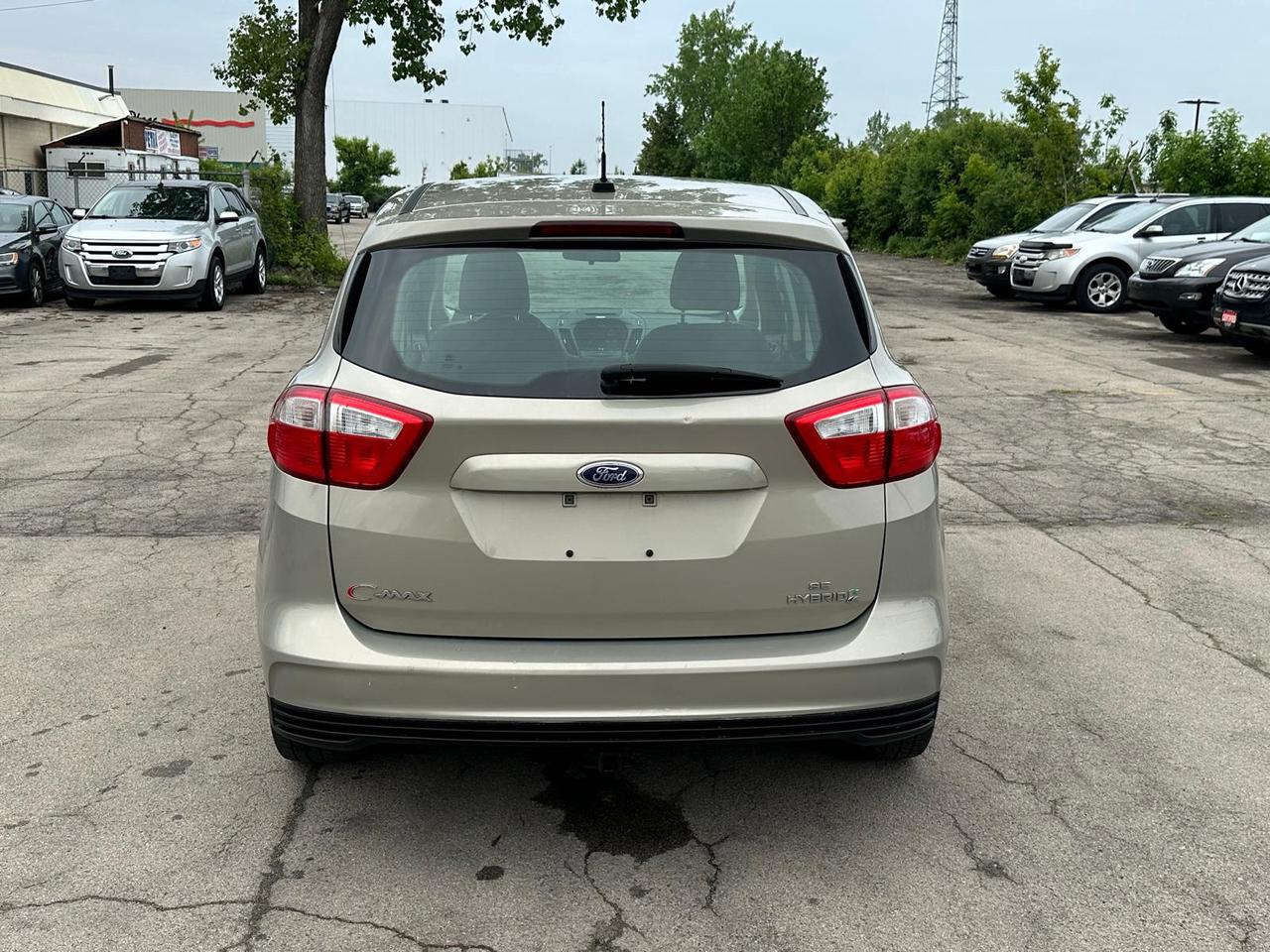 2015 Ford C-MAX SE Photo
