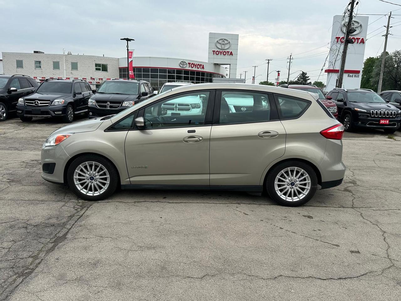 2015 Ford C-MAX SE Photo