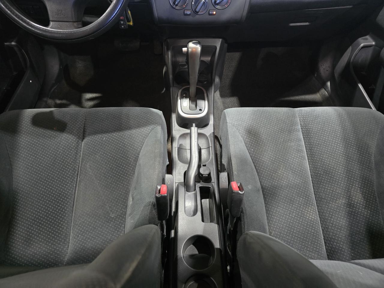 2010 Nissan Versa S Photo