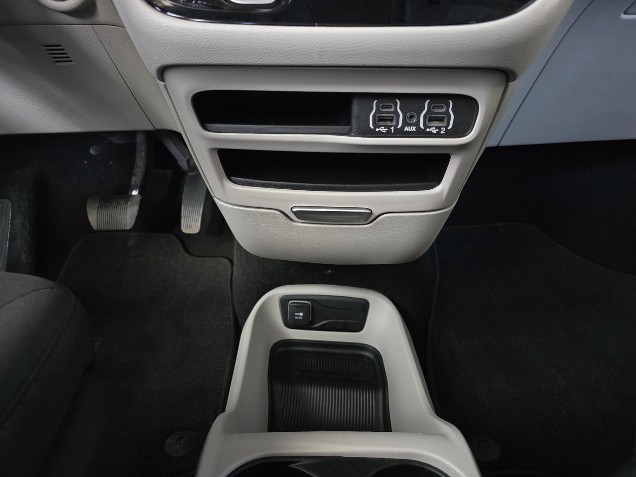 2021 Chrysler Grand Caravan Base Photo