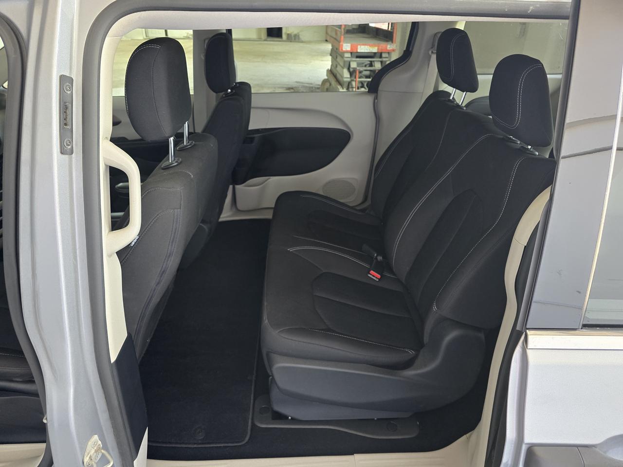 2021 Chrysler Grand Caravan Base Photo