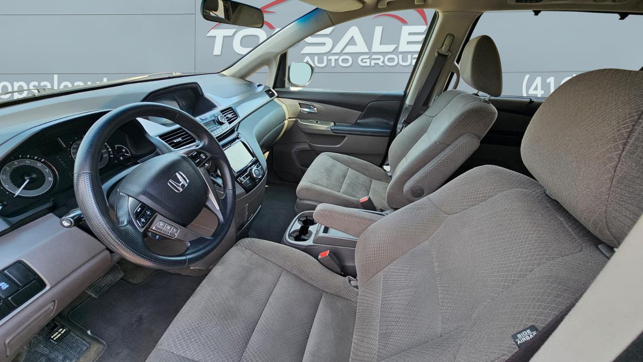 2015 Honda Odyssey EX Photo