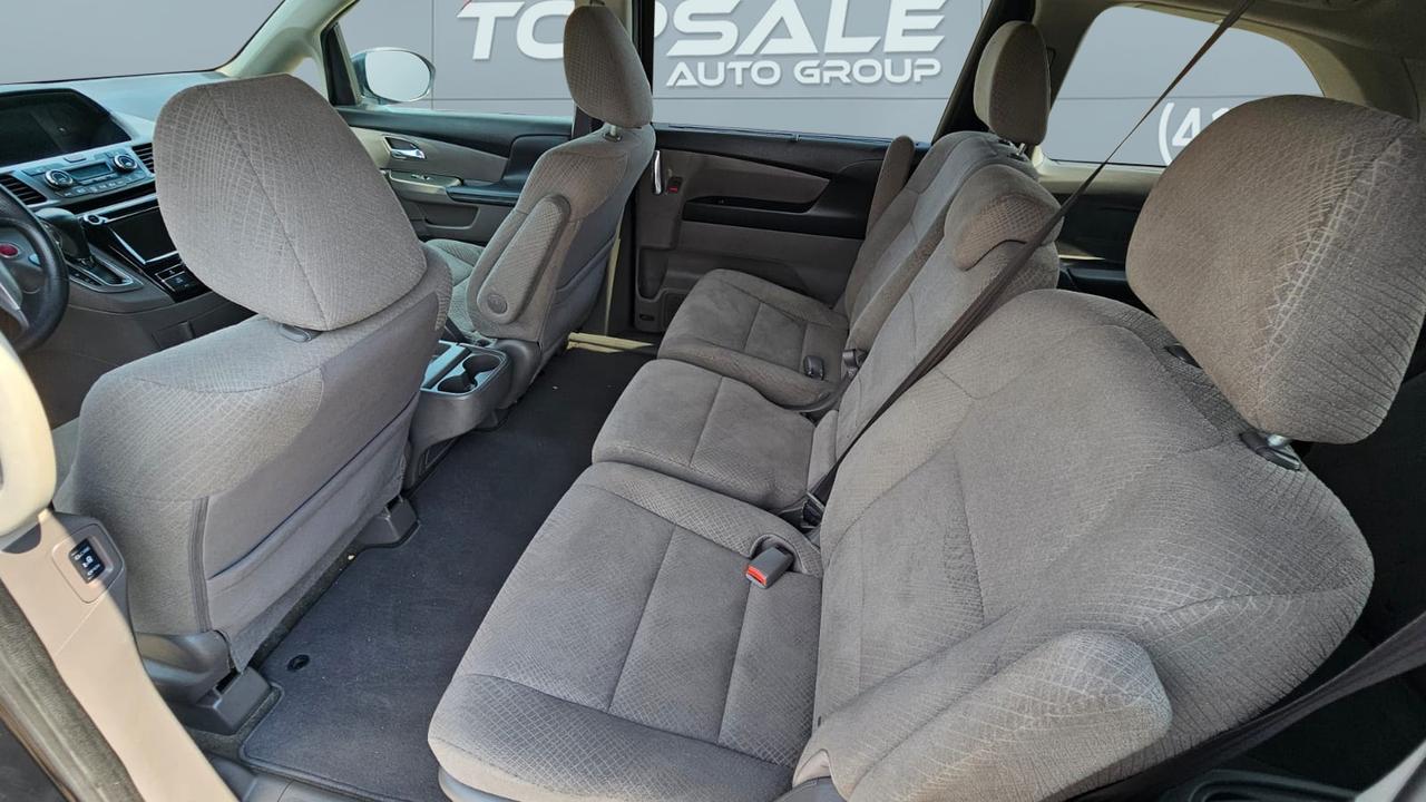 2015 Honda Odyssey EX Photo