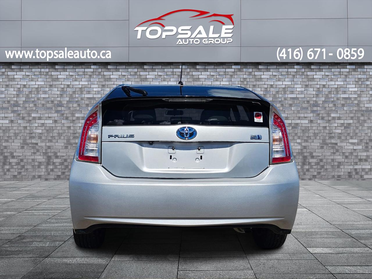 2014 Toyota Prius  Photo