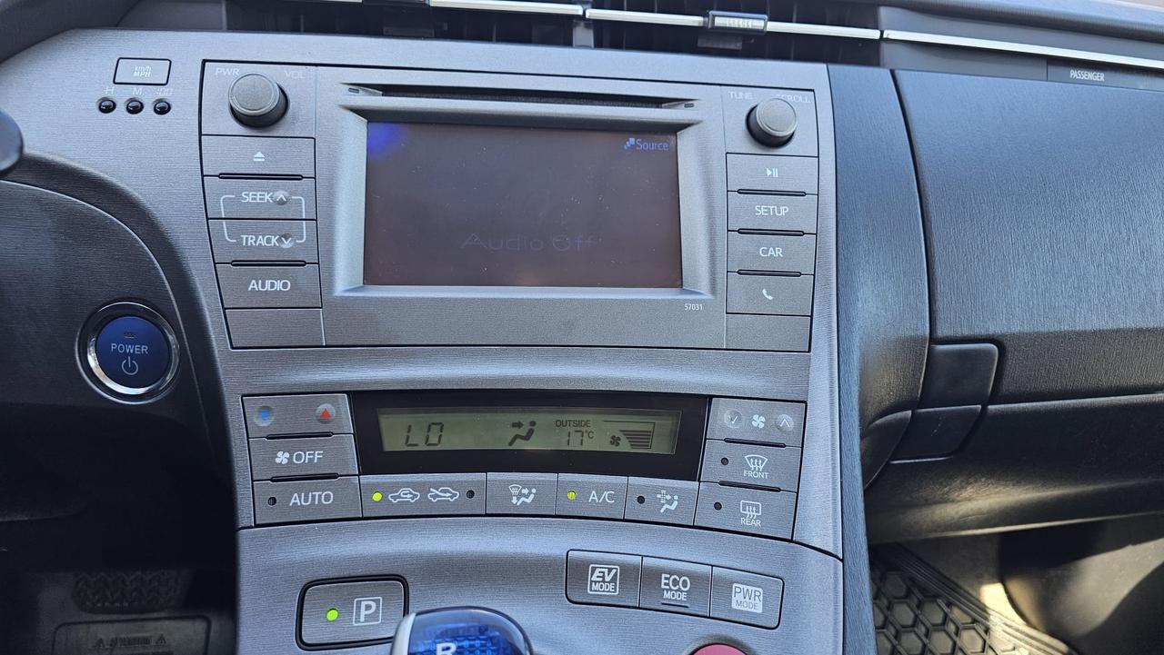 2014 Toyota Prius  Photo