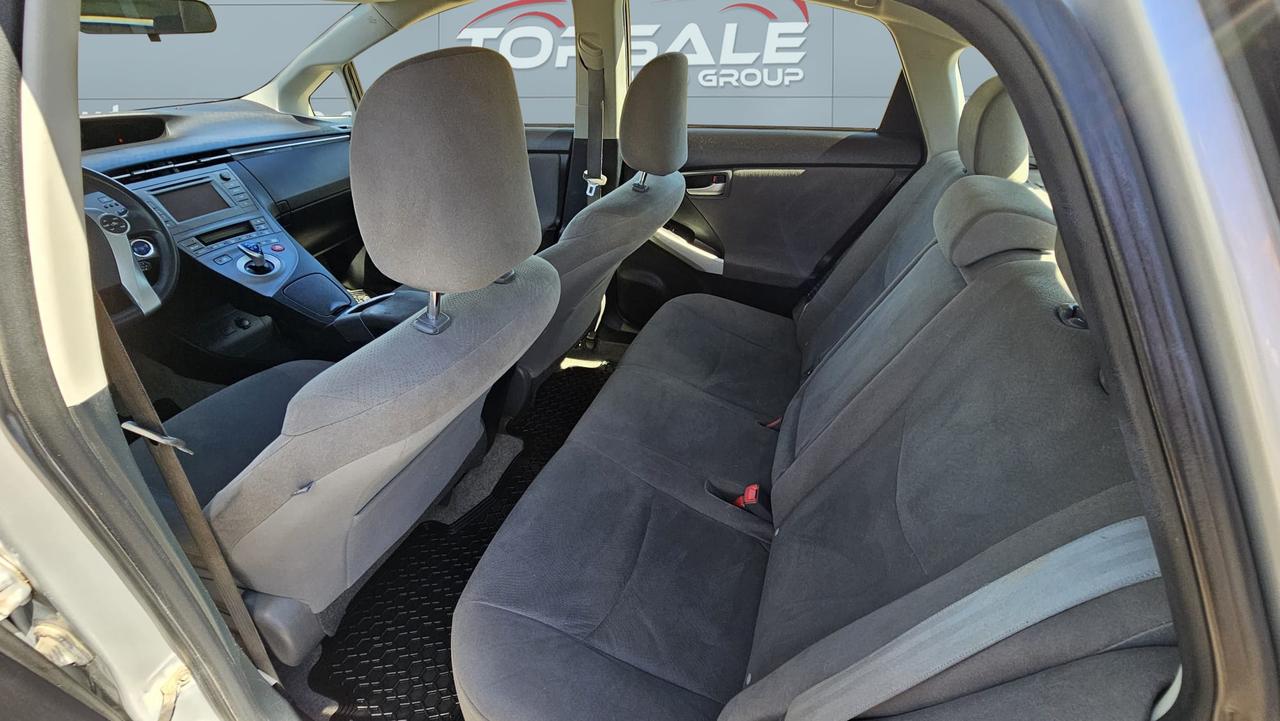 2014 Toyota Prius  Photo