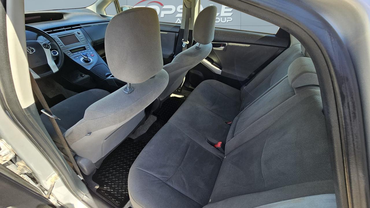 2014 Toyota Prius  Photo