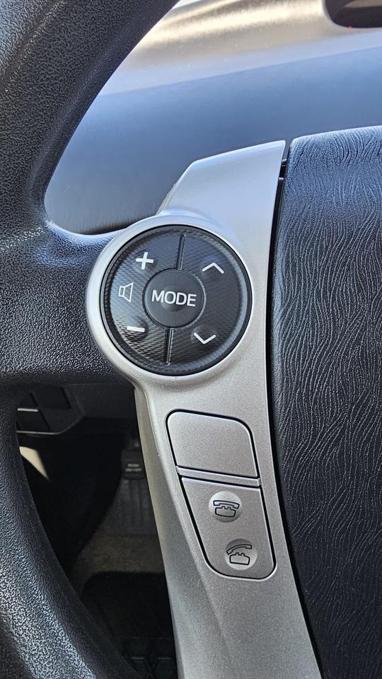 2014 Toyota Prius  Photo