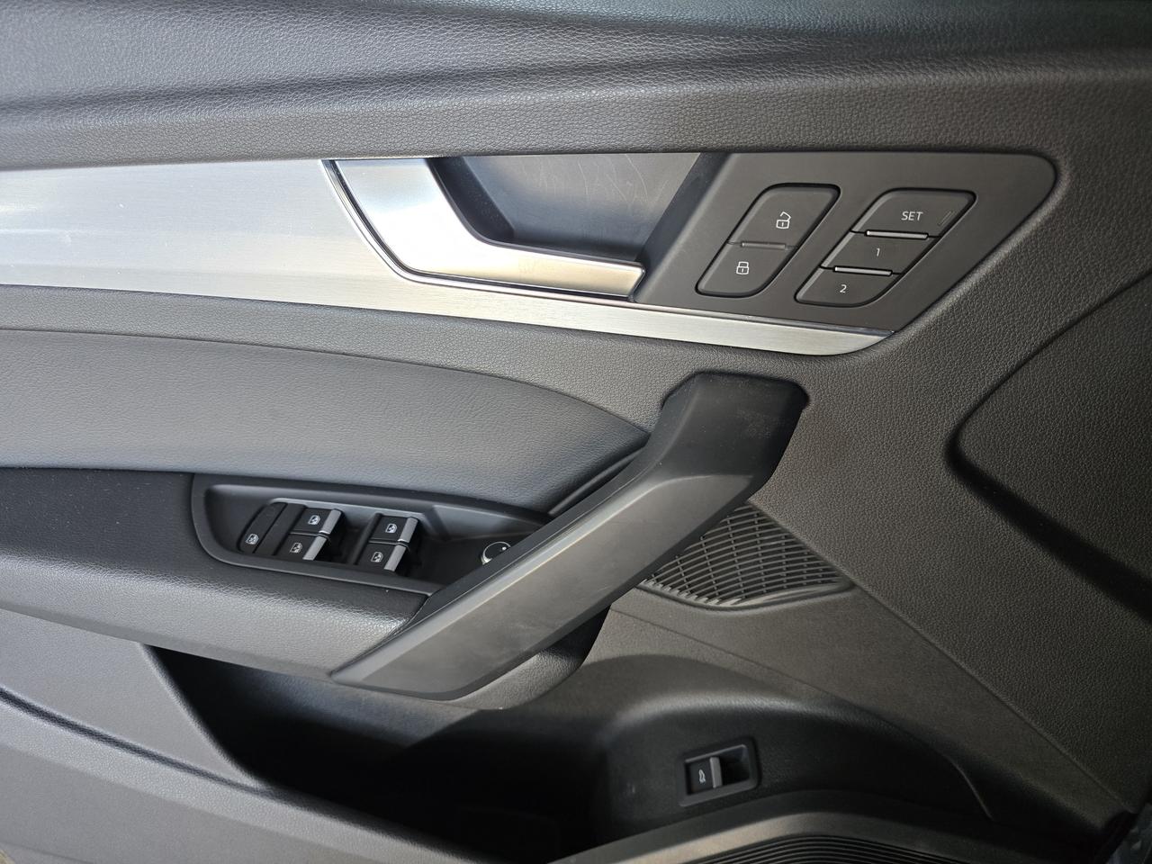 2018 Audi Q5 Technik Photo