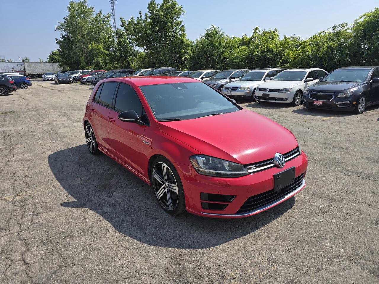 2016 Volkswagen Golf R Base Photo