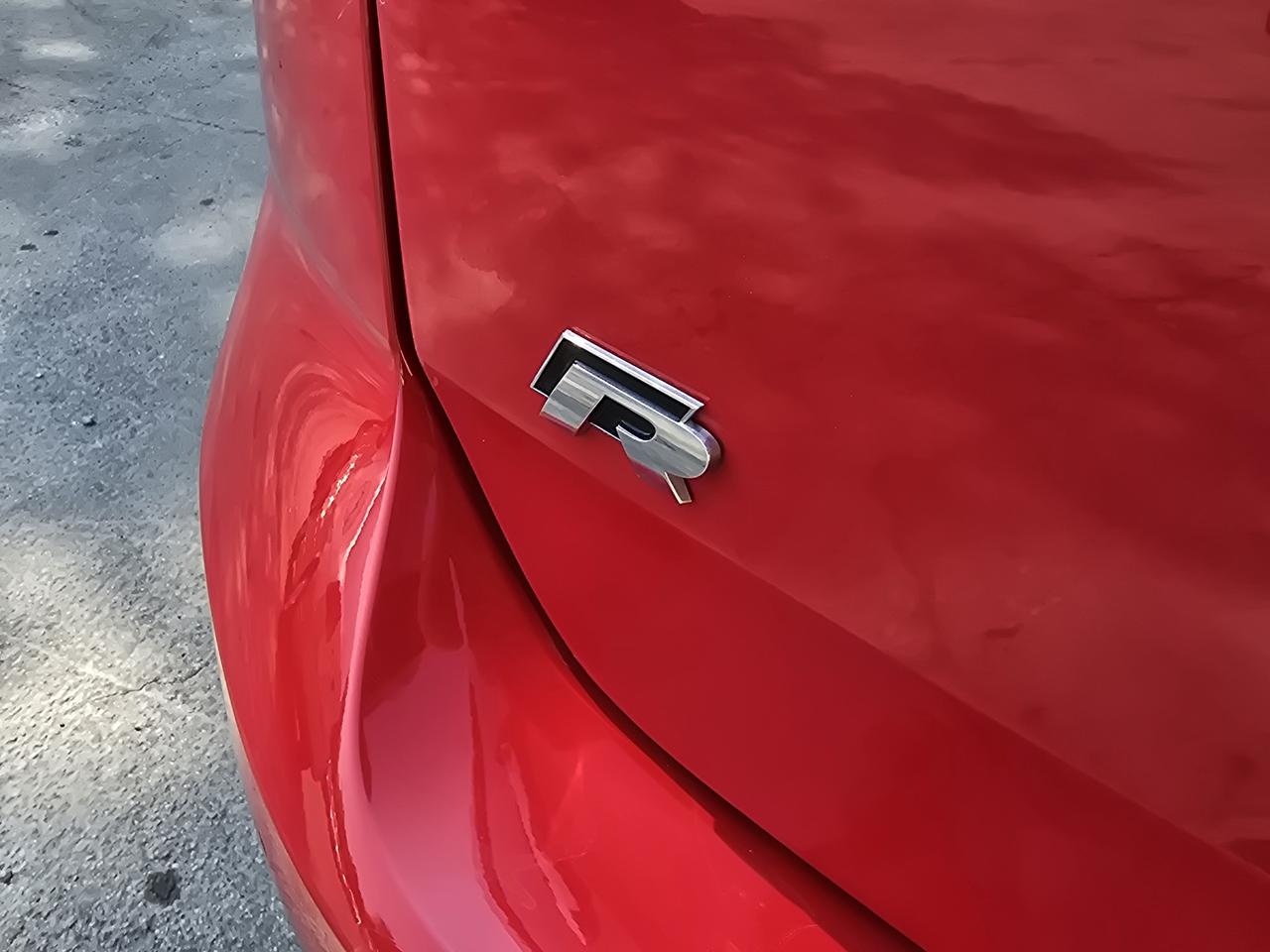 2016 Volkswagen Golf R Base Photo