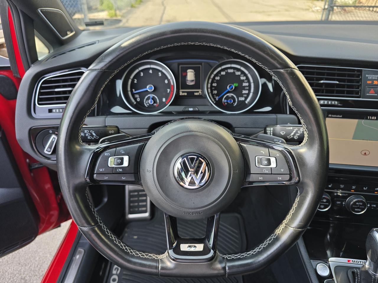 2016 Volkswagen Golf R Base Photo
