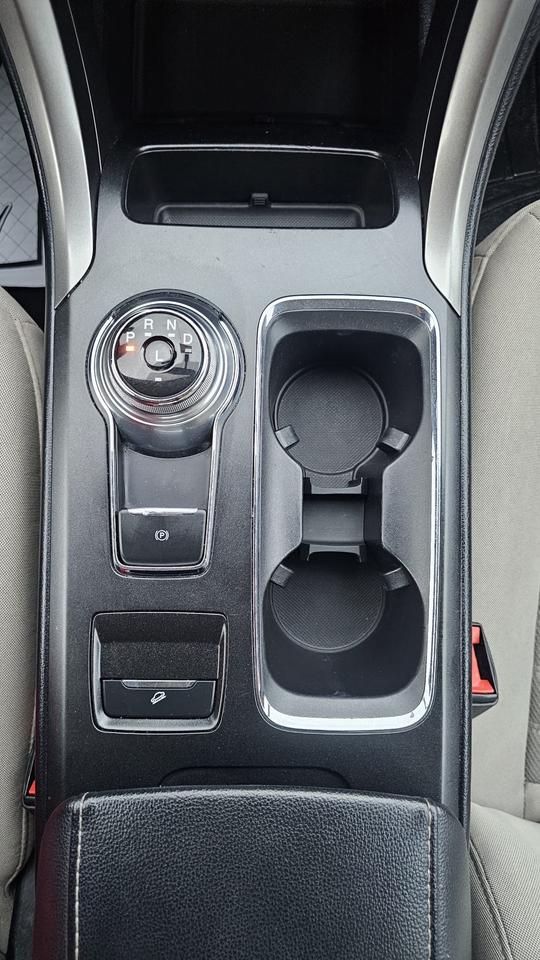 2017 Ford Fusion S Photo