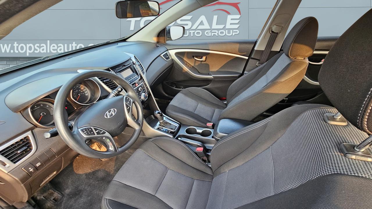 2014 Hyundai Elantra GT GL Photo