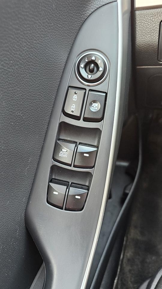 2014 Hyundai Elantra GT GL Photo