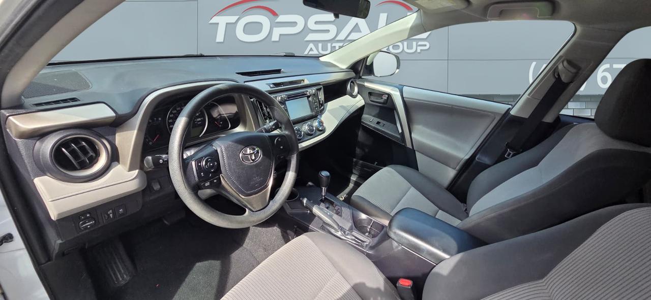 2013 Toyota RAV4 LE Photo