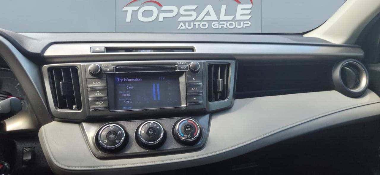 2013 Toyota RAV4 LE Photo