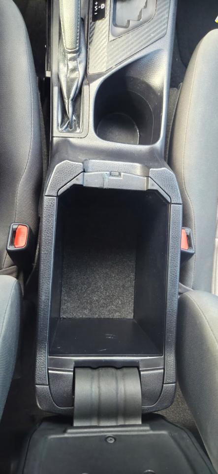 2013 Toyota RAV4 LE Photo