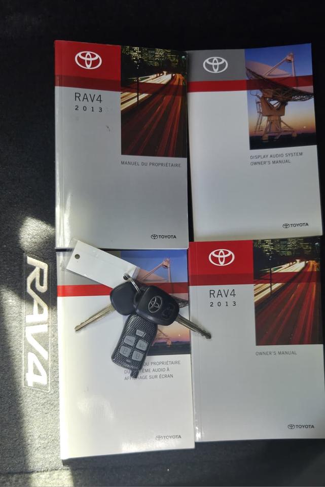 2013 Toyota RAV4 LE Photo