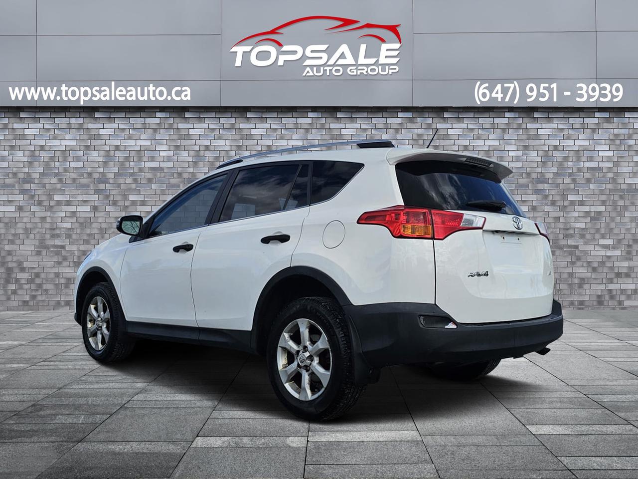 2013 Toyota RAV4 LE Photo