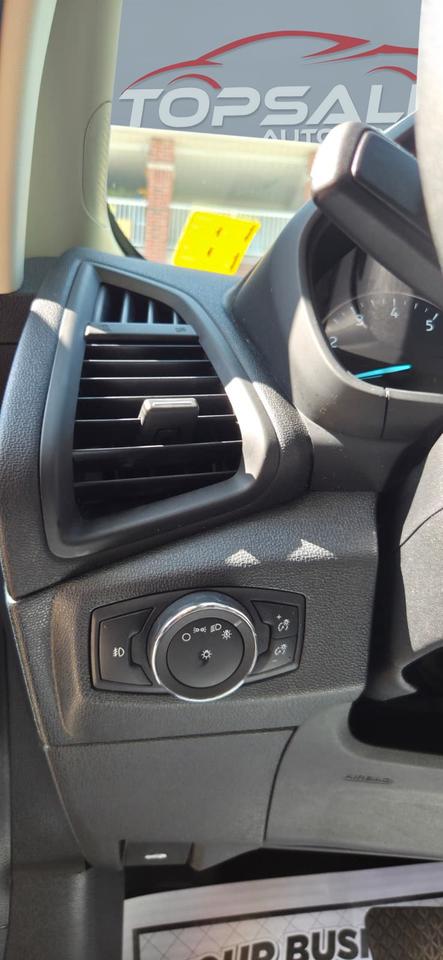 2020 Ford EcoSport SE Photo