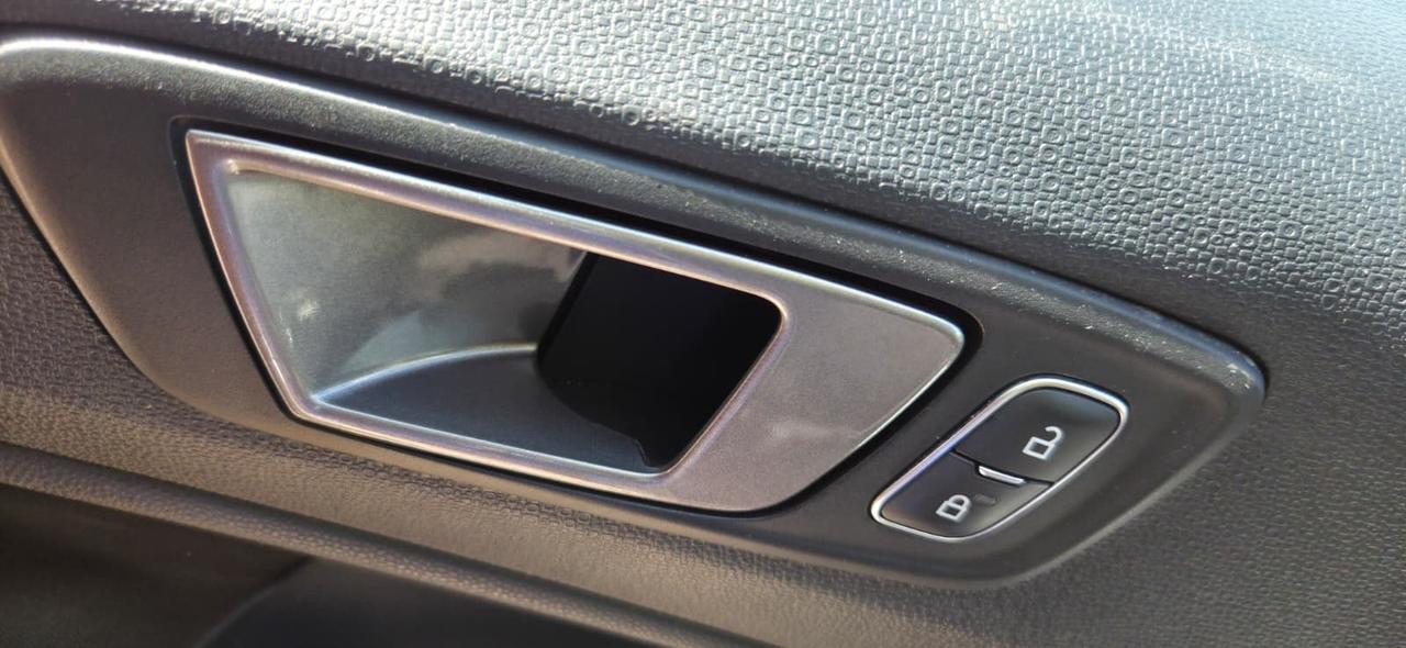 2020 Ford EcoSport SE Photo