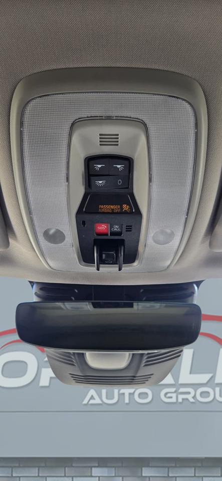 2017 Volvo XC60 T6 Drive-E Premier Photo