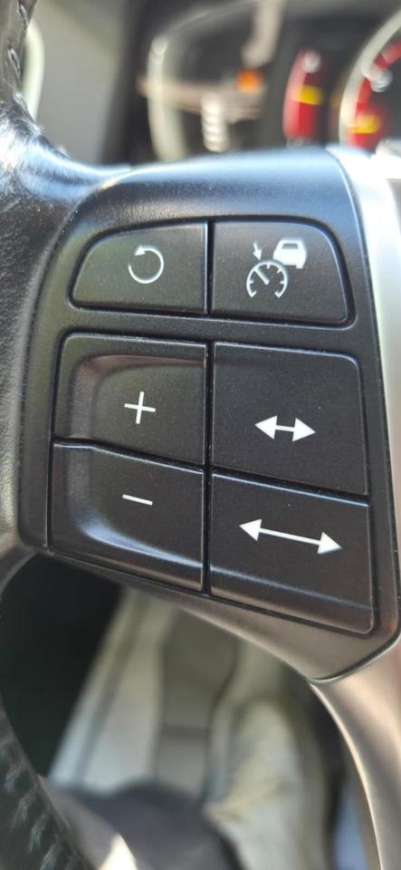 2017 Volvo XC60 T6 Drive-E Premier Photo