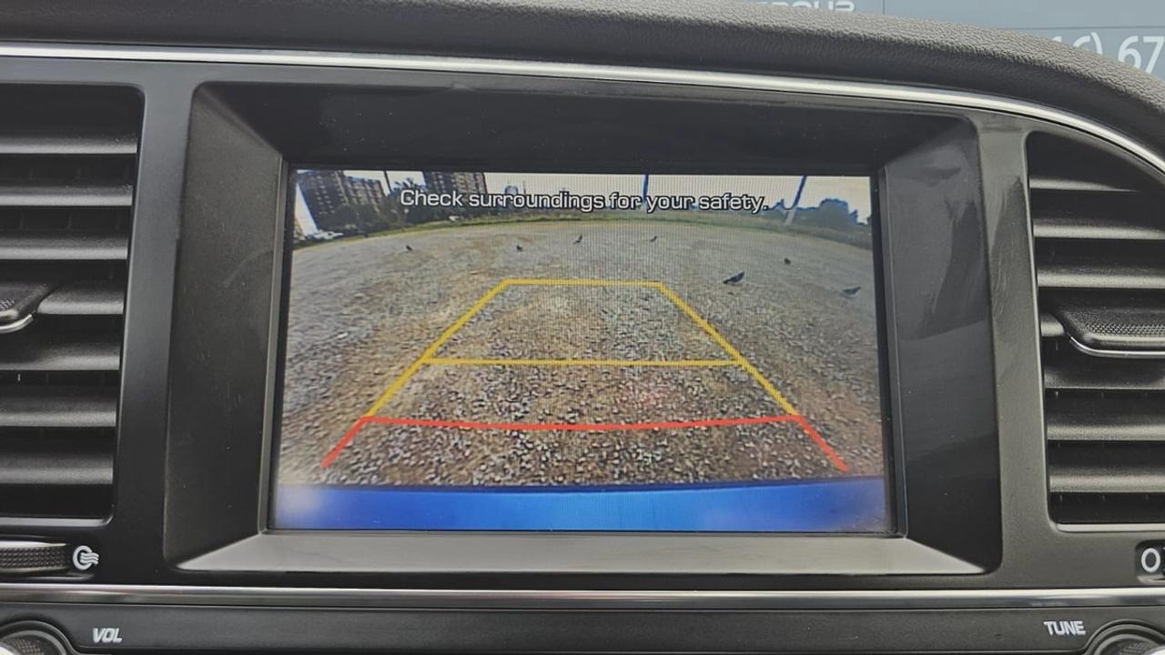 2020 Hyundai Elantra preffered Photo