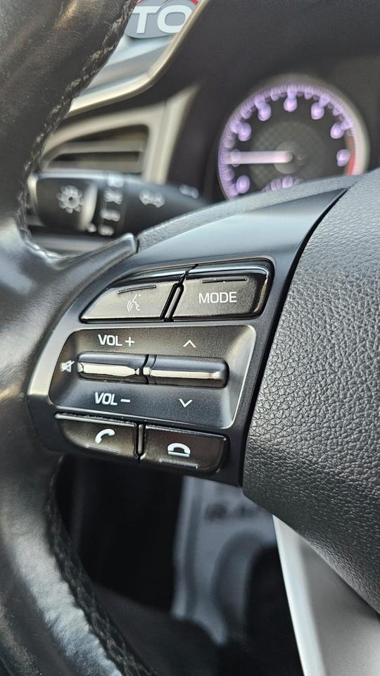 2020 Hyundai Elantra preffered Photo