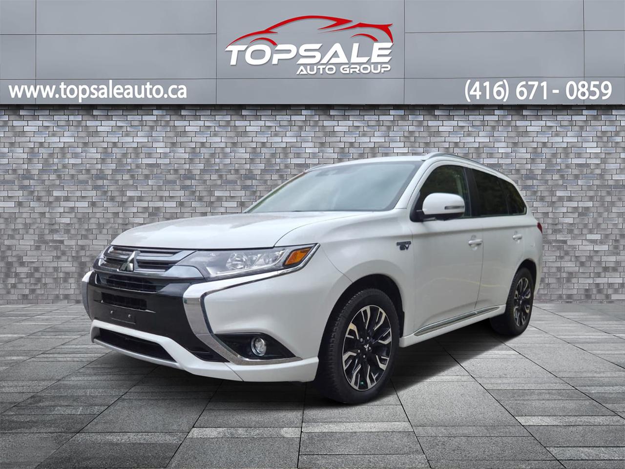 2018 Mitsubishi Outlander Plug-In Hybrid SEL Photo0