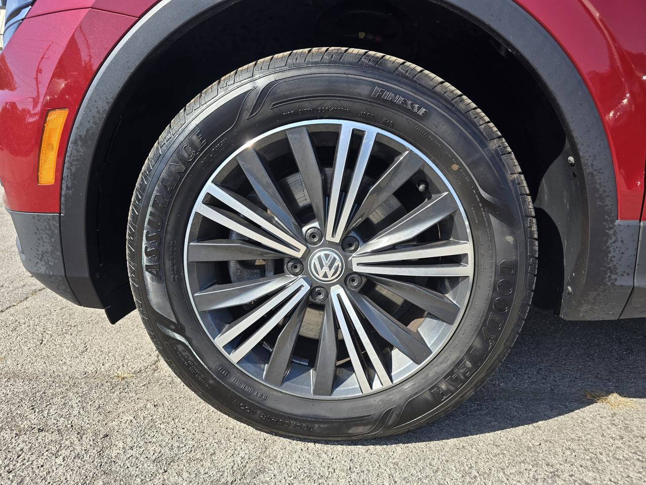 2019 Volkswagen Tiguan Highline 4MOTION Photo