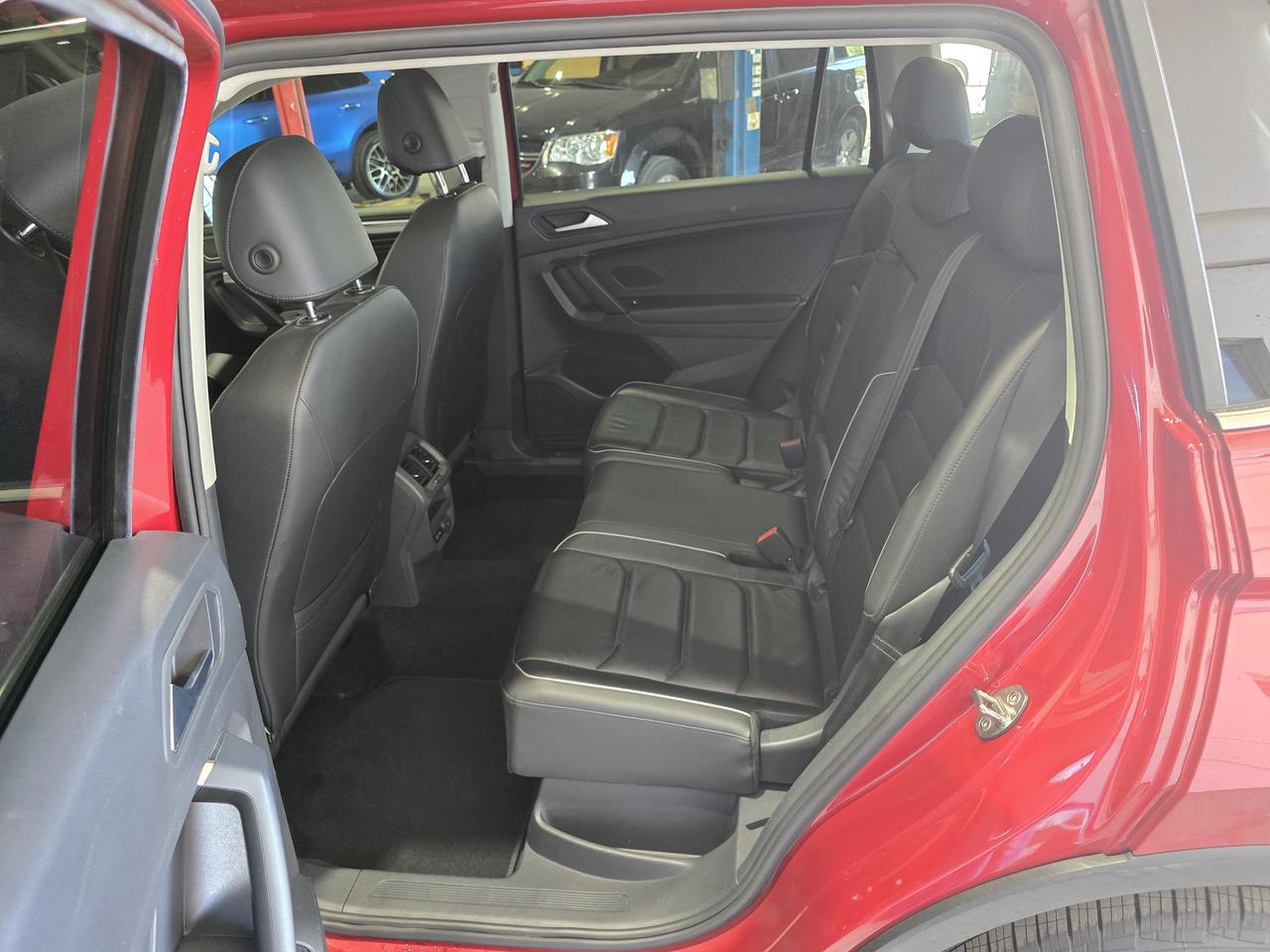 2019 Volkswagen Tiguan Highline 4MOTION Photo