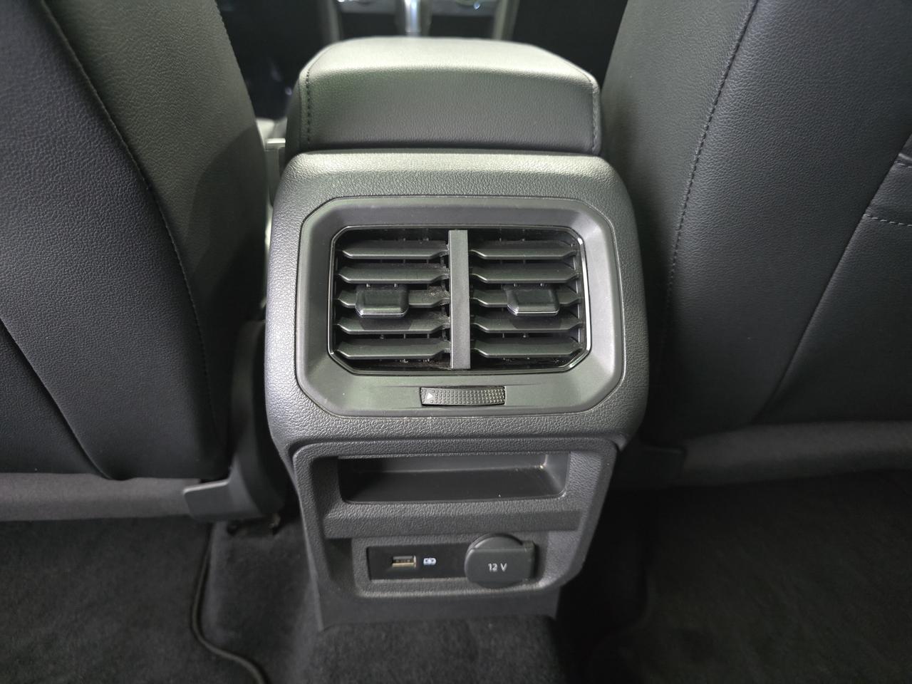 2019 Volkswagen Tiguan Highline 4MOTION Photo